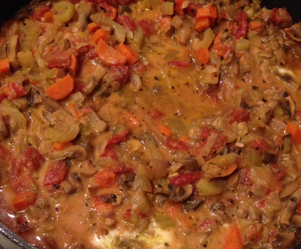 Vegetarian Bolognese and Zucchini Noodles, Fiesta Friday (4/6)